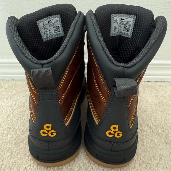 Nike ACG Woodside II Boot Size 8 - Picture 4 of 8